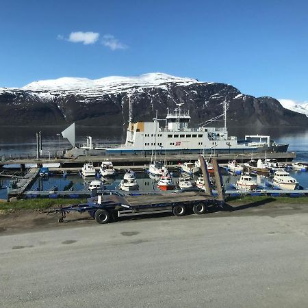 Lyngenfjord Gammelhotell Olderdalen 外观 照片