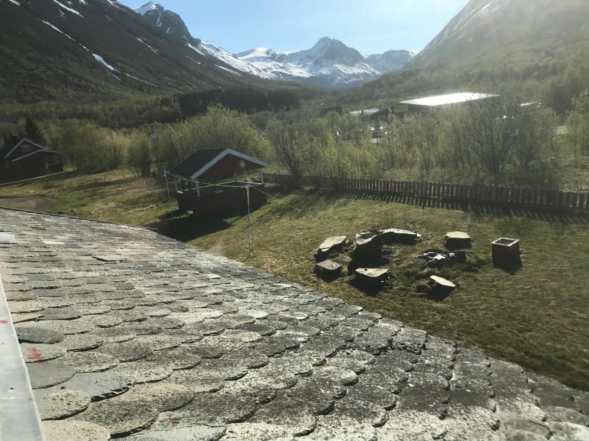 Lyngenfjord Gammelhotell Olderdalen 外观 照片